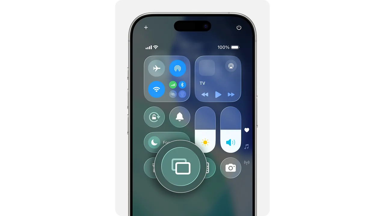 Beste IPTV-app voor iPhone en iPad (iOS): vergelijking en uitleg 7 Het Bedieningspaneel op een iPhone met Synchrone weergave gemarkeerd