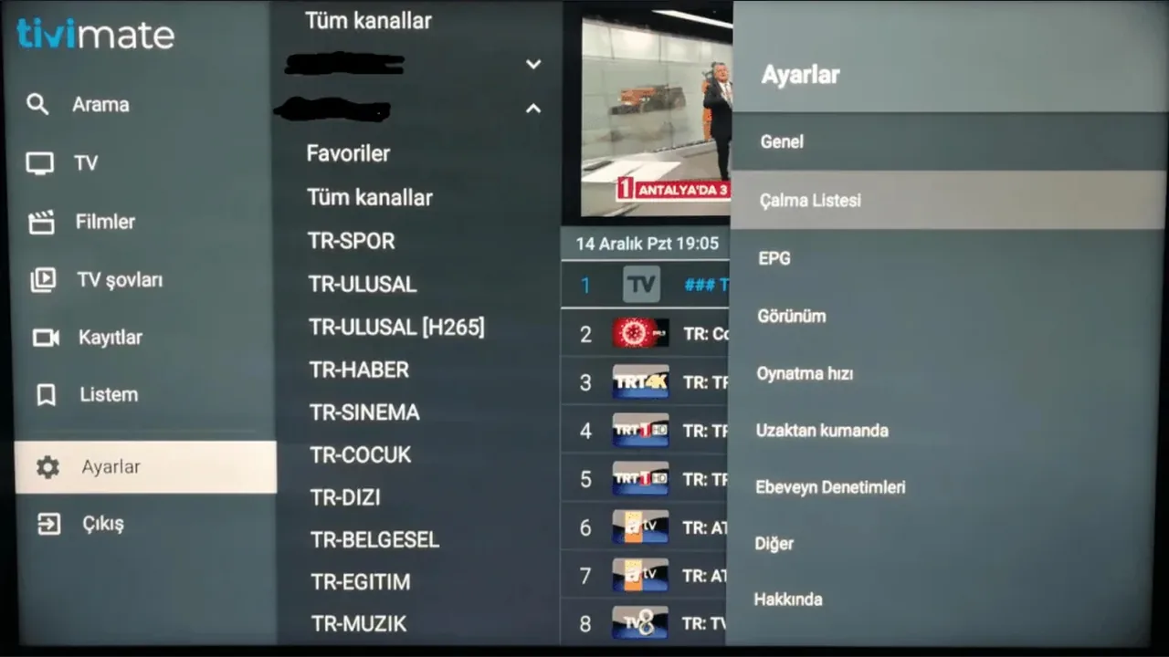 IPTV op Chromecast met Google TV: stap voor stap installeren 27 Turkstalig TiviMate-scherm met Ayarlar geselecteerd en instellingen rechts.